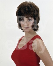 Linda Thorson 16x12 Photo