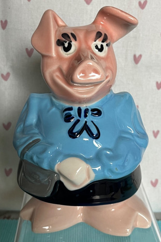 Lady hillary natwest pig wade - lady,