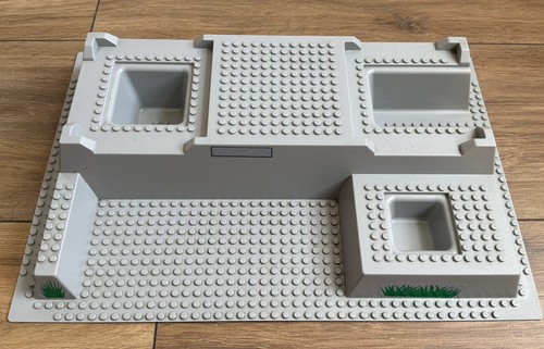 Lego baseplate raised grey - baseplate,