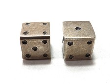PAIR OF SILVER DICE MARKED 925 SILVER REF 384/1