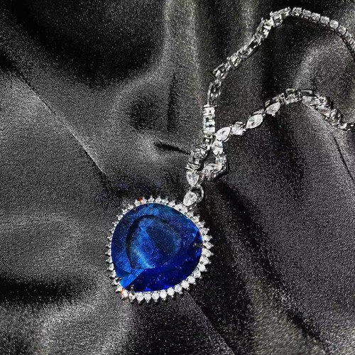 Women romantic crystal pendant - women,