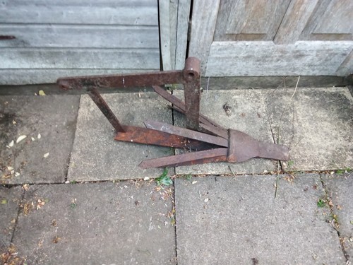 Trusty tractor potato lifter - potato,