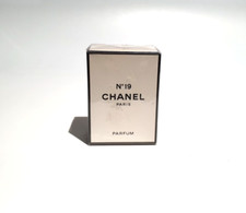 Vintage 1970s Chanel No 19