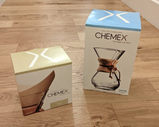 Chemex Pour-Over Glass Coffeemaker - Classic 6-Cup + Chemex Bonded Filters