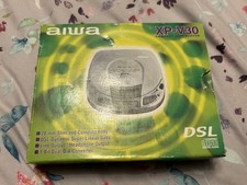Aiwa Compact Disc CD Player XP-V30 DSL Personal Walkman Discman & Headphones