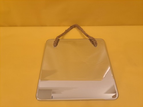 25cm square hanging wall - 25cm,