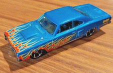 HOT WHEELS 2018 HW FLAMES '69 DODGE CORONET SUPERBEE HW Flames 7/10 1.64