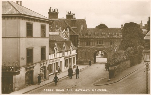Malvern worcestershire abbey - malvern,
