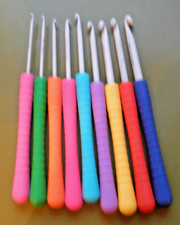Pony Easy Grip Crochet 9 Hook Set Size 2mm, 2.5mm3mm3.5mm4mm4.5mm5mm5.5mm 6mm