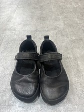 Vivobarefoot Wyn School Shoes