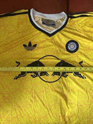 Leeds vintage football shirt - football,