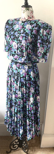 Vintage 1980s floral midi - floral, half