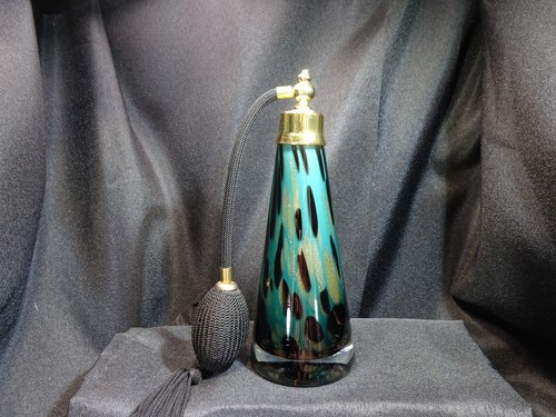 Vintage 1960 art - art, black