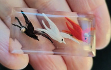 Reverse Carved Lucite BROOCH PIN FRENCH 3 birds Victorian Retro Vintage Antique