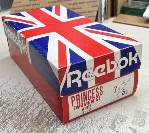 Vintage 1980 empty reebok - 1980's,
