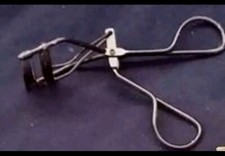 QVS Eyelash Curler