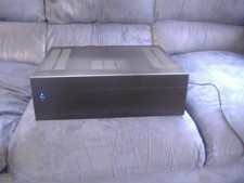 NAD C270 POWER AMPLIFIER.