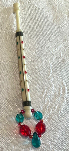 Vintage painted wire - &,