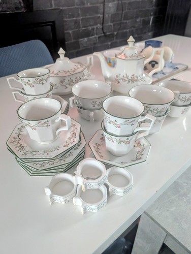 Traditional tea set made - traditional,