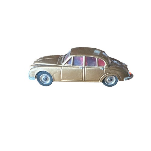 Dinky toys 195 jaguar 4 - toys,