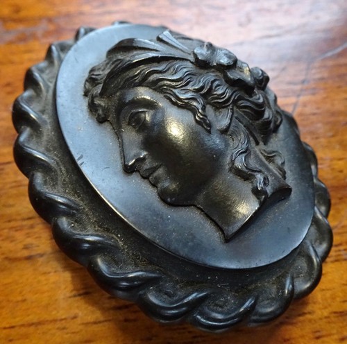 Antique victorian black - antique,