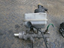brake master cylinder renault