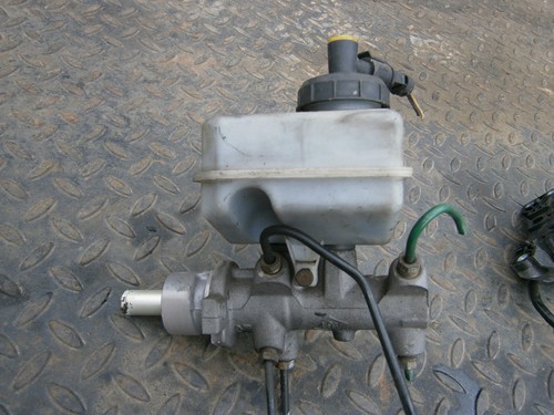 Brake master cylinder renault - master,