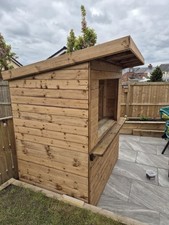 Garden Bar Pub Wooden Drinks