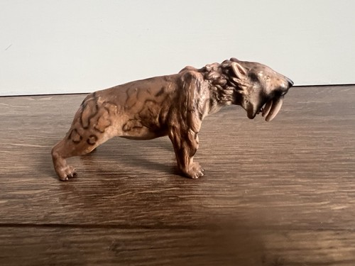 Schleich 2002 smilodon sabre - smilodon,