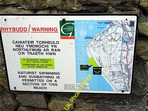 Photo 6x4 warning - photo, naturists