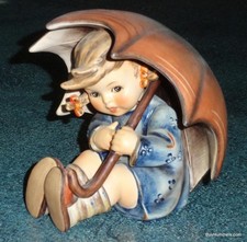 "Umbrella Girl" Goebel Hummel Figurine #152/0 B TMK4 - Cute Collectible Gift!