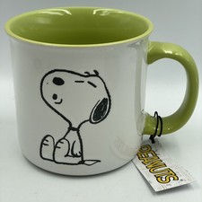 Snoopy woodstock sitting - woodstock, 'sitting'
