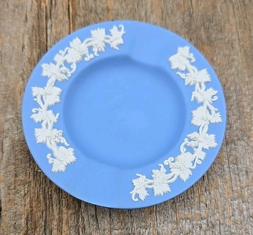 Vintage wedgewood jasperware - wedgewood,
