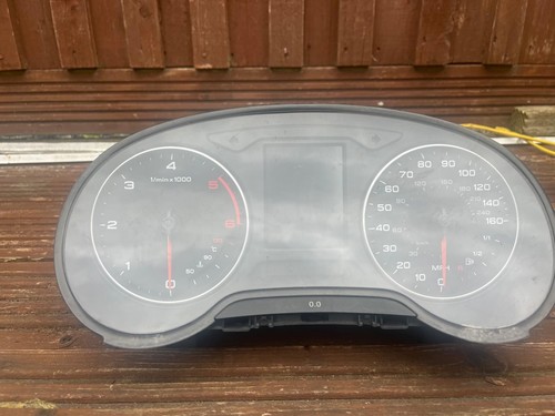 Audi speedometer - audi, a3