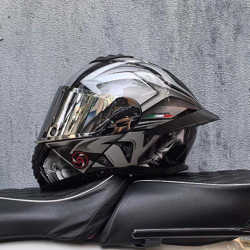 Modular motorcycle helmet - modular,