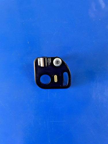 Rotary lifts latch handle - lifts®,