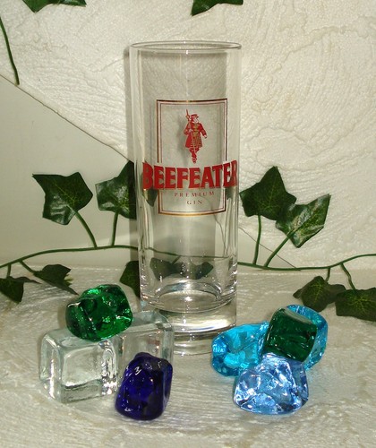Vintage tall beefeater - vintage,