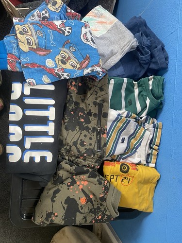 Boys clothes bundle age 4 - clothes,