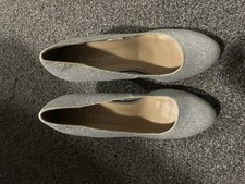 New Look Silver Sequin Court Shoes Wide Fit Size 6 Worn Once