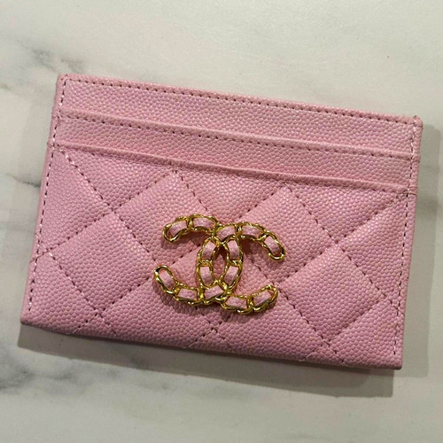 Chanel pink quilted leather - pink,