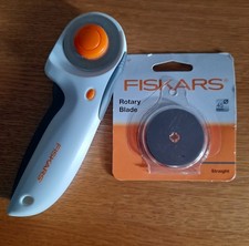 Fiskars 45mm Rotary Cutter Trimmer with Safety Trigger and spare blade