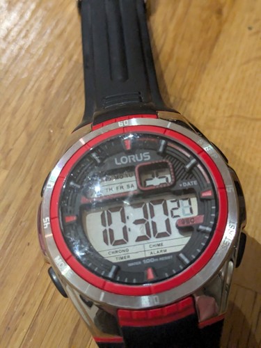 Lotus quartz watch - quartz, accents