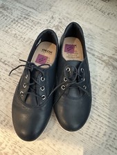 Brand new Geox Girls lace up