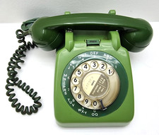 706L Two Tone Green Rotary Dial Desk Telephone 1960s 1970s BT Plug Press Button