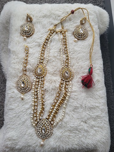 Asian jewellery set - jewellery, necklace