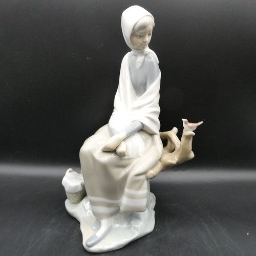 Lladro figurine 4576 - lladro, girl