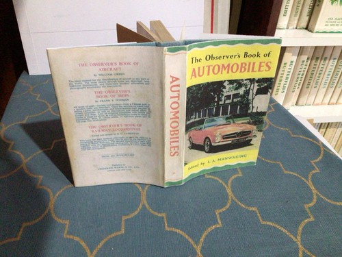 Observers book automobiles - of,