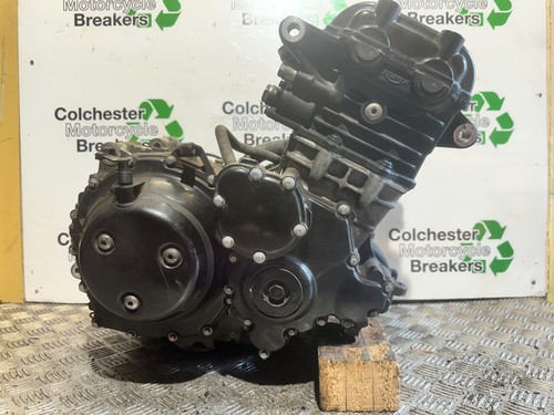 Triumph 955i sprint engine - triumph,