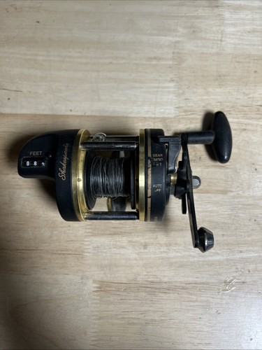 Shakespeare fishing reel - fishing,
