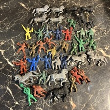 Vintage 1960s Lido Knights And